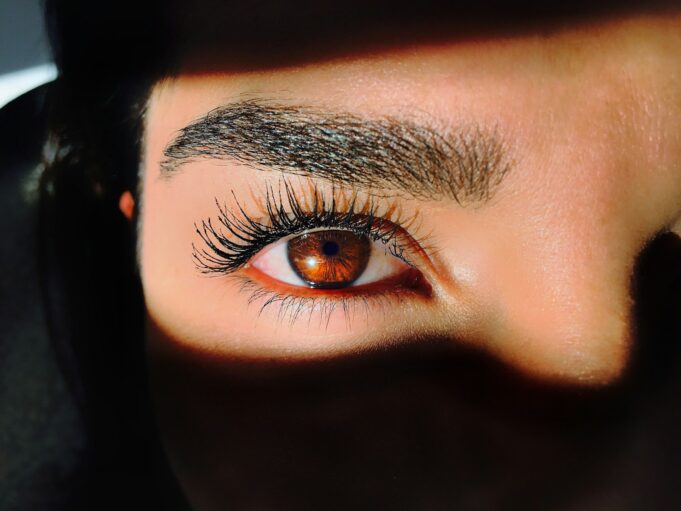The Rise of Eyebrow Transplant Treatments