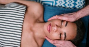 How to Combine At-Home & In-Clinic Treatments