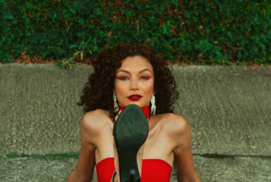 Why Confidence Is the Sexiest Thing You Can Give Yourself