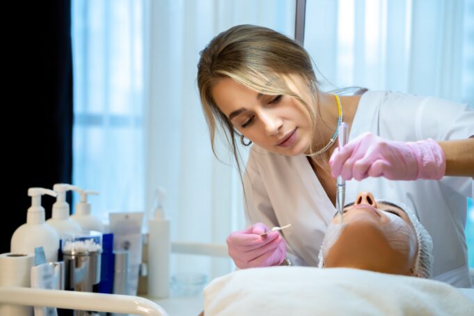 Influencer "Barter" Deals in Aesthetic Clinics