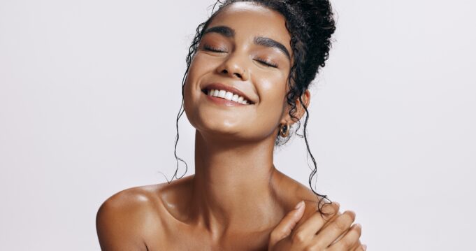 Studio,,Shine,And,Joy,Of,Woman,,Beauty,And,Treatment,Of Exosomes vs. PRP: The 2026 Regenerative Aesthetics Winner