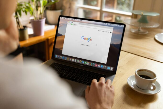 Fake Reviews & Trustpilot: The War on Bot Ratings