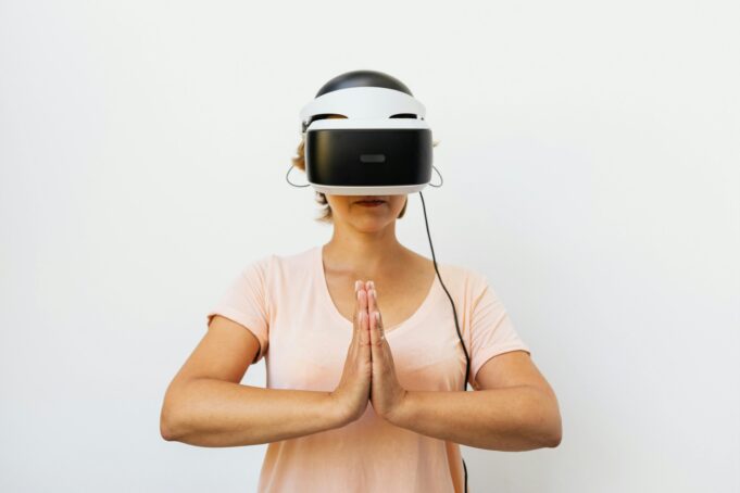 pexels-karola-g-5207550 VR Therapy: Pain Management in Clinics