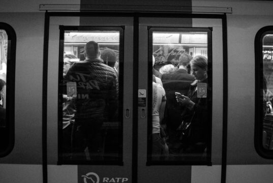 Surviving the Commute: How to Stay Fresh on Public Transport in the Summer Heat Surviving the Commute: How to Stay Fresh on Public Transport in the Summer Heat