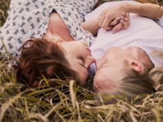How to Have Sex in the Heat (Without Melting Into a Puddle) How to Have Sex in the Heat (Without Melting Into a Puddle)