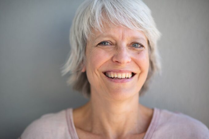 Ageing Gracefully Through a Heatwave: Lifestyle-Magazine Wisdom for Summer Skin