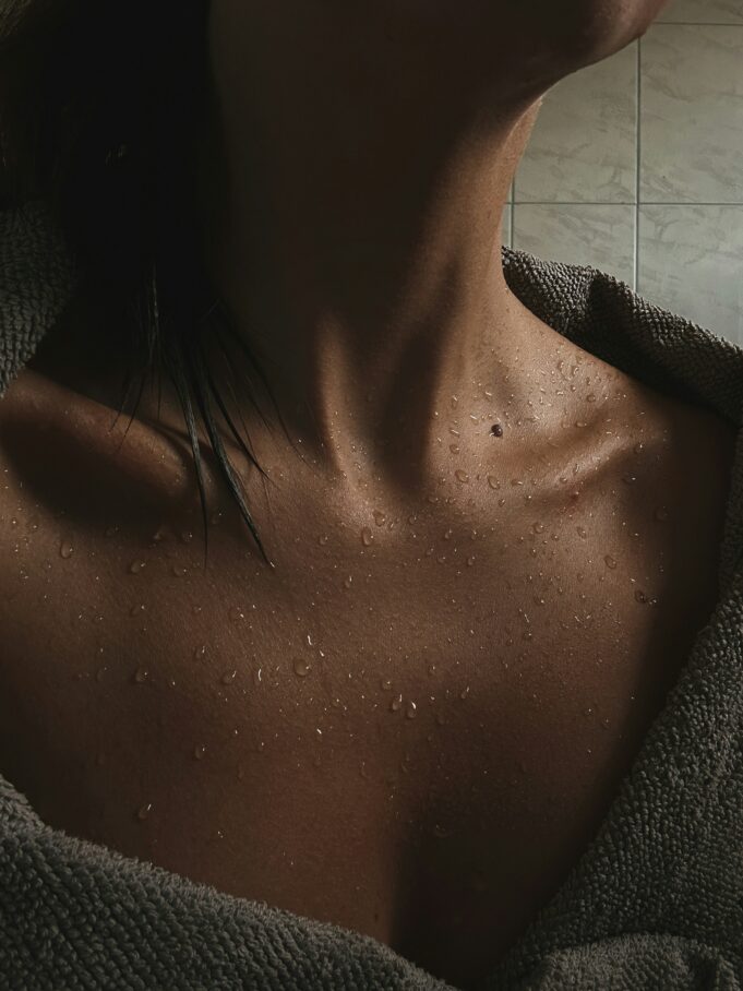 alexandra-leru-TQivHkg290M-unsplash Interesting Medical Fact: Why We Sweat Differently as We Age (and How It Affects Body Odour)