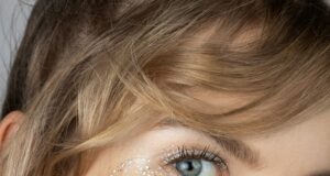 Polynucleotides Under the Eyes: What the Before-and-After Photos Actually Show