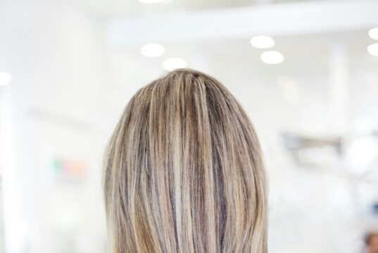 Sweat-Proof Hair Care: Navigating the Heatwave Without Ruining Your Blow-Dry Sweat-Proof Hair