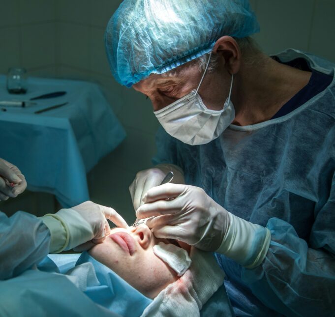 The Mummy Makeover Evolution: Low-Downtime Alternatives to Plastic Surgery