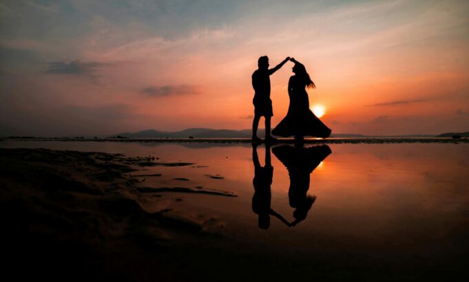 vows-on-the-move-p0vZplFhKYI-unsplash The Neuroscience of Attraction: What Happens to Your Brain Chemistry When You Fall in Love
